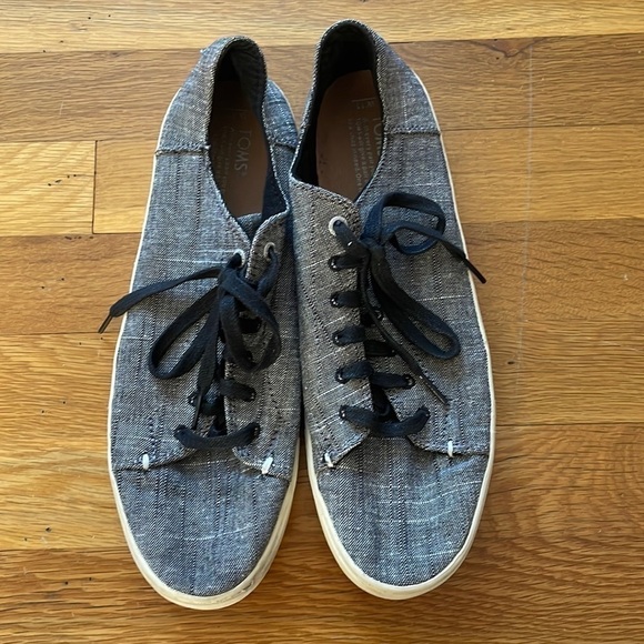 Toms Black canvas shoe size 11 - Picture 1 of 3